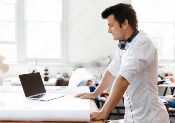 8 Key Contributors to the High Cost of Standing Desks - Sunaofe