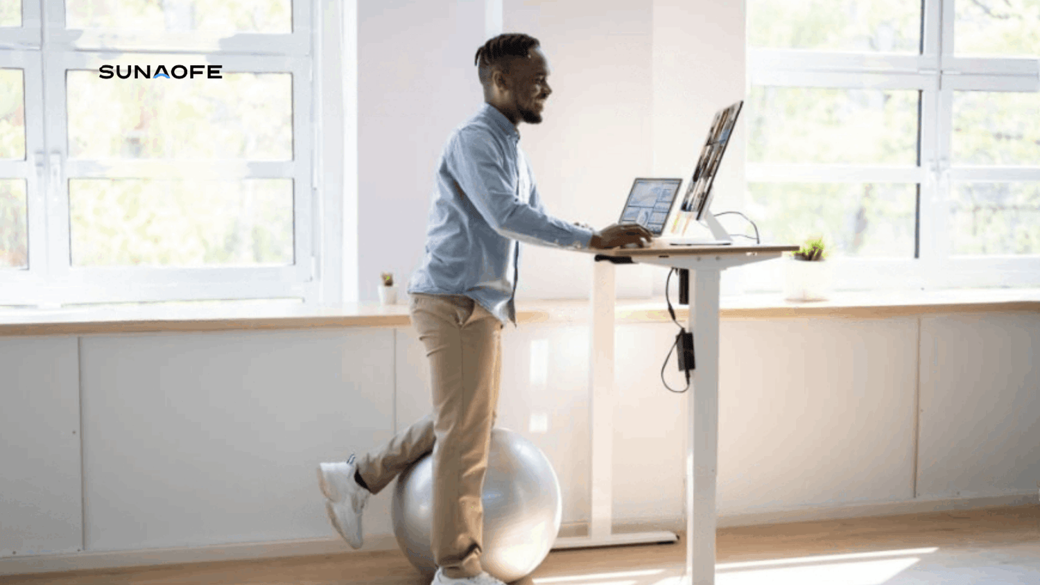 Finding the Appropriate Stand or Sit Desk What You Need to Know - Sunaofe