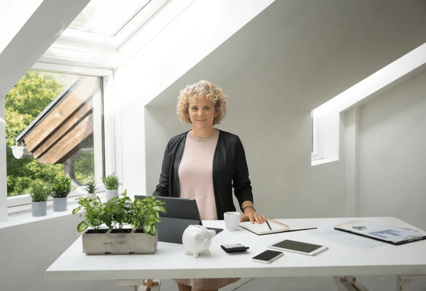 For Losing Weight Is Standing More Beneficial Than Sitting: Explained - Sunaofe