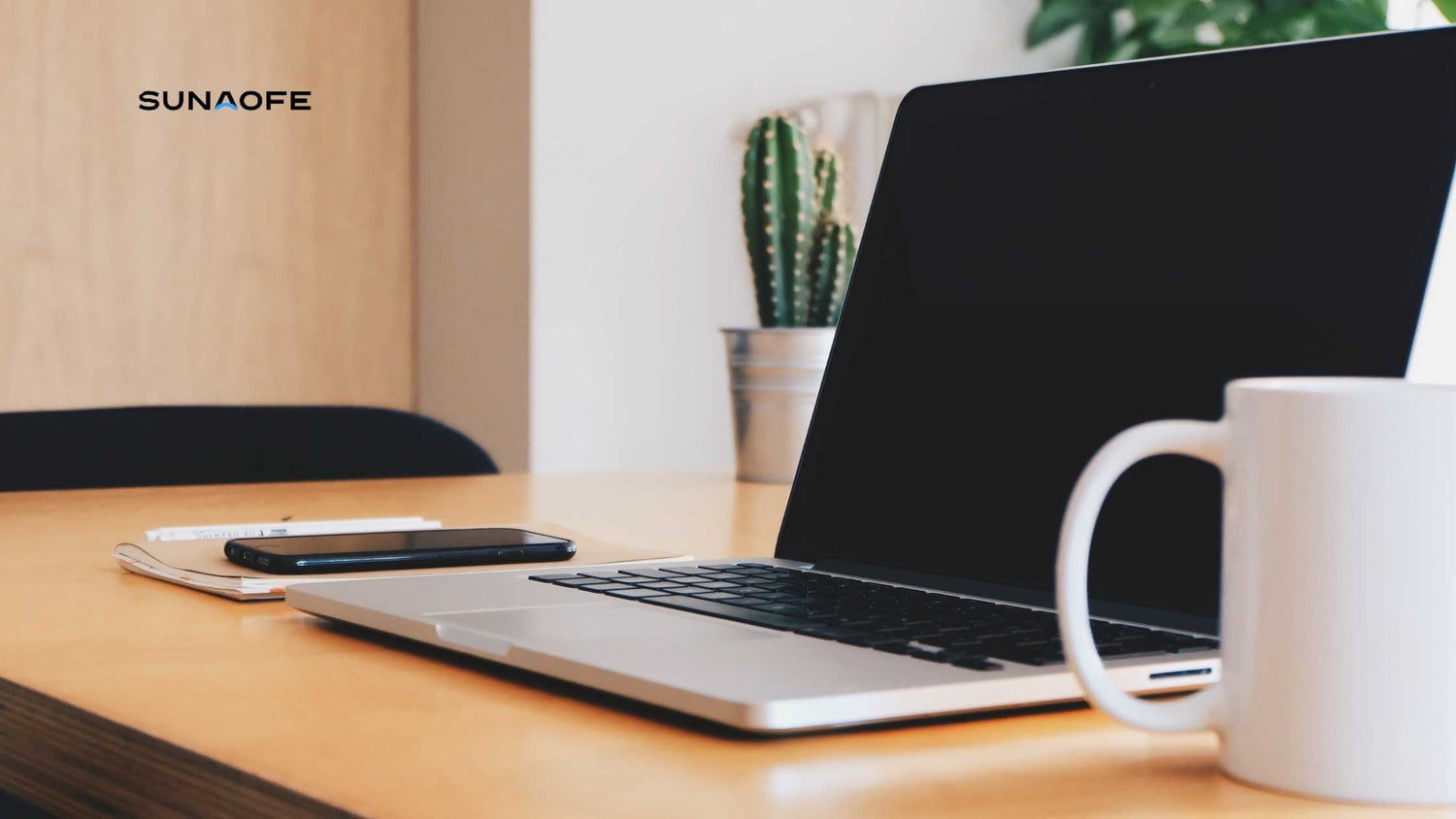 Simple Ways to Customize Your Office Desk, Including These 10 Ideas - Sunaofe