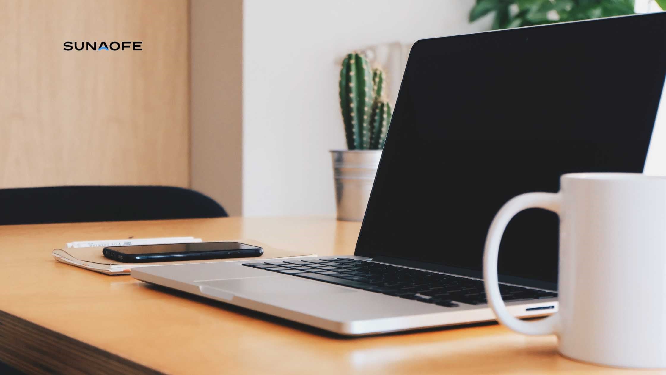 Simple Ways to Customize Your Office Desk, Including These 10 Ideas - Sunaofe