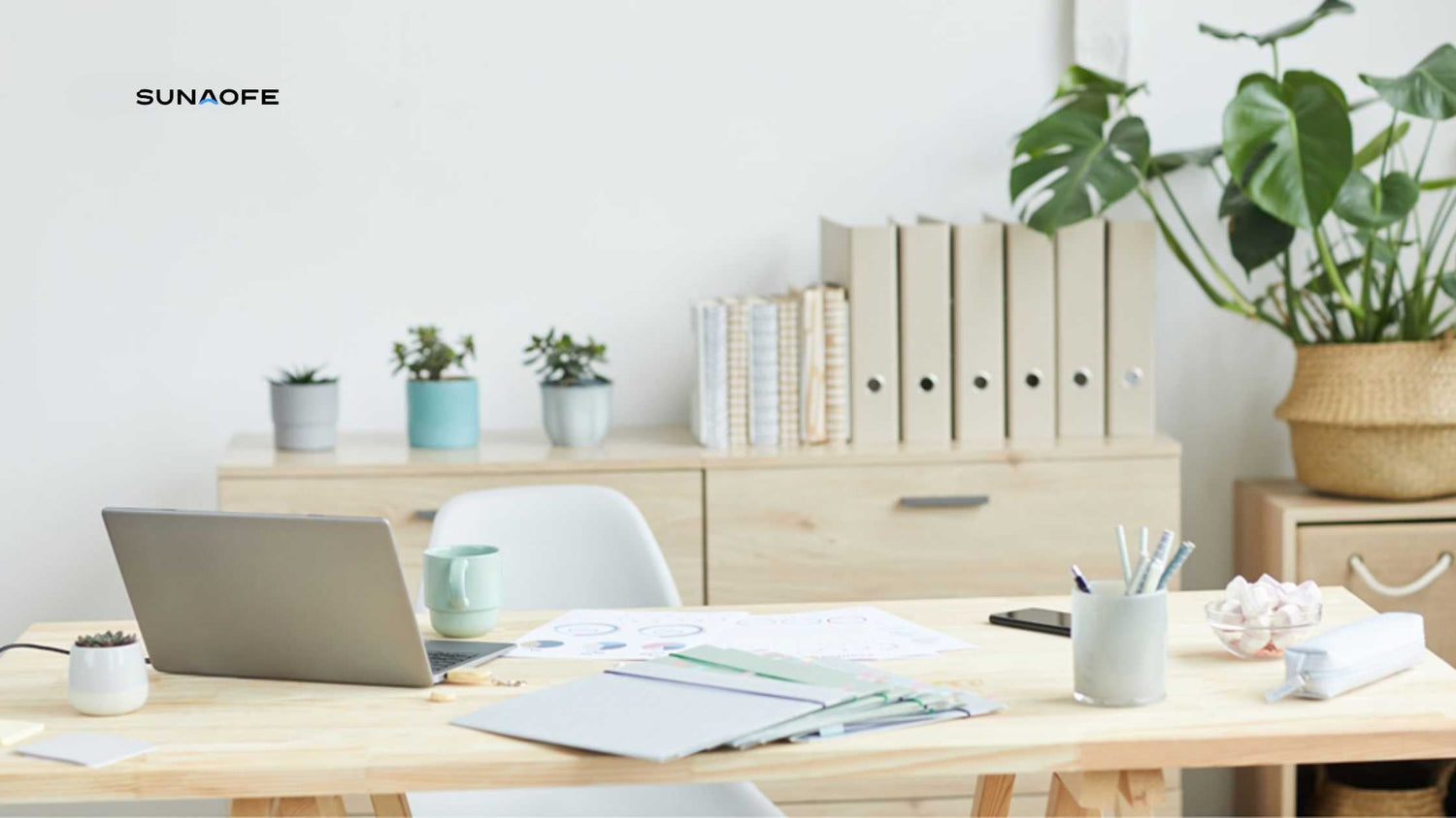Space-Saving Solutions: Discover the Power of Compact Desks for Your Home Office - Sunaofe