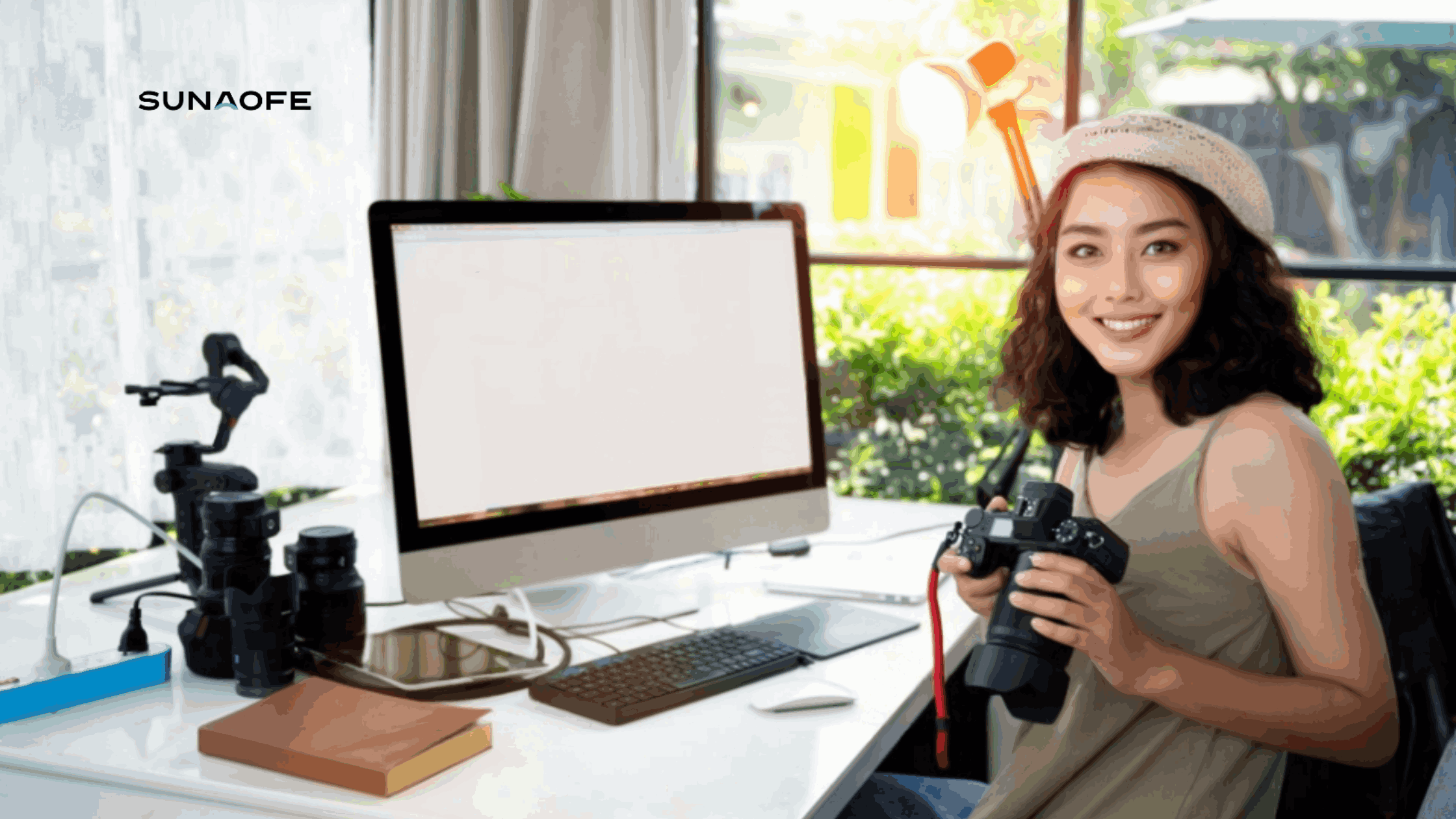 Five Ways YouTubers Can Improve Their Work Space - Sunaofe