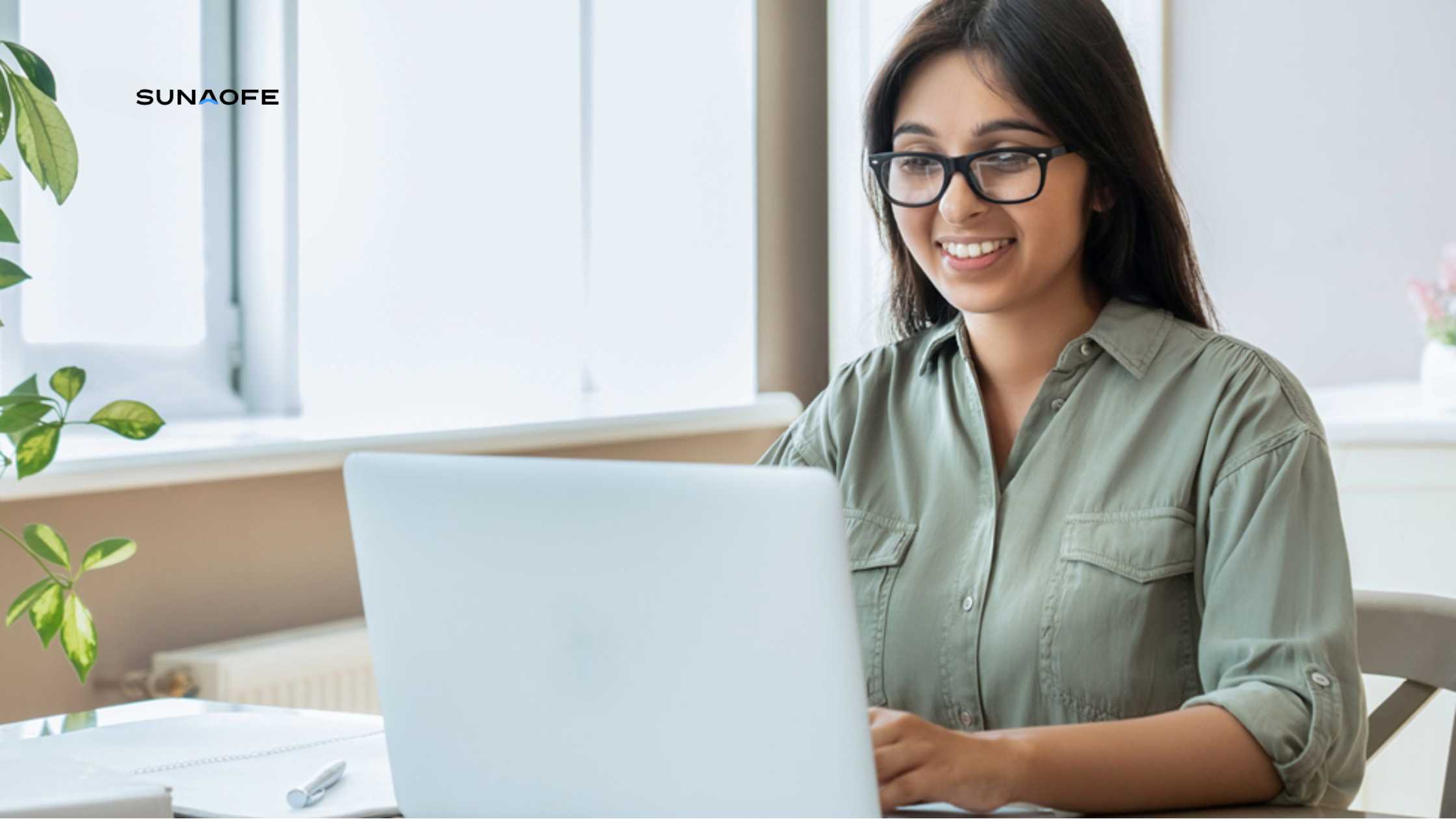 Style Meets Functionality: Unleash the Potential of Compact Desks in Your Workspace - Sunaofe