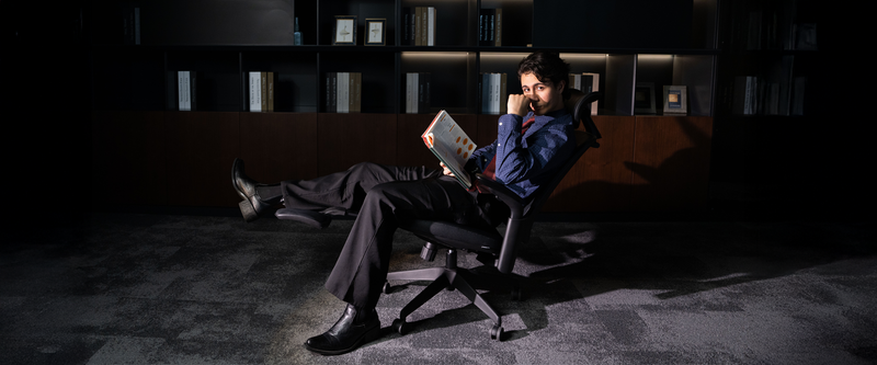 <h1>Sit like a Boss.</h1>